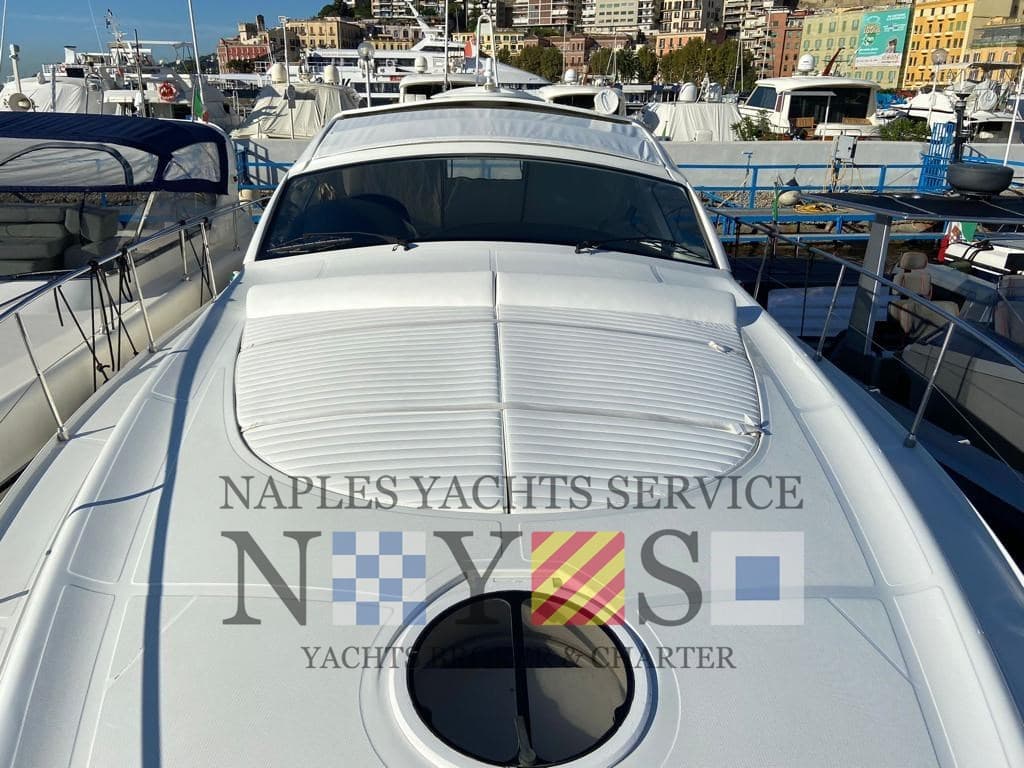 Pershing Pershing 43' - Deck View Pershing Pershing 43' - Deck View