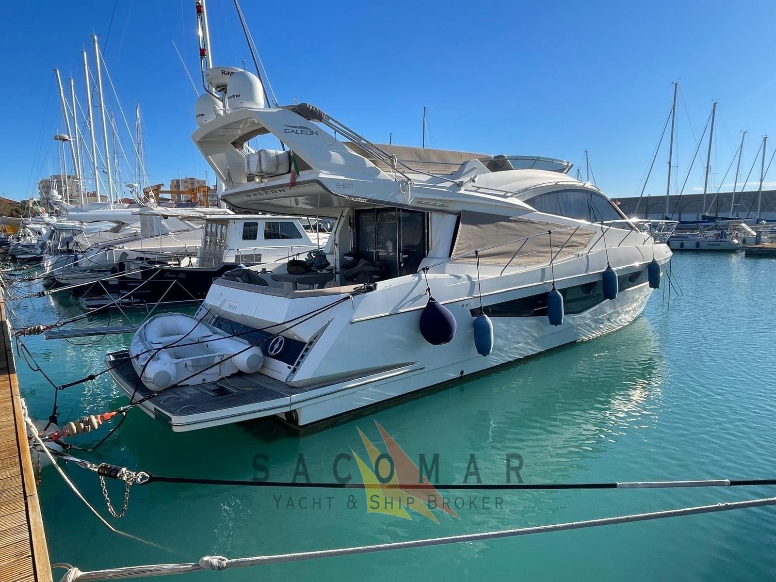 Galeon 550 Fly usato - dettaglio 1