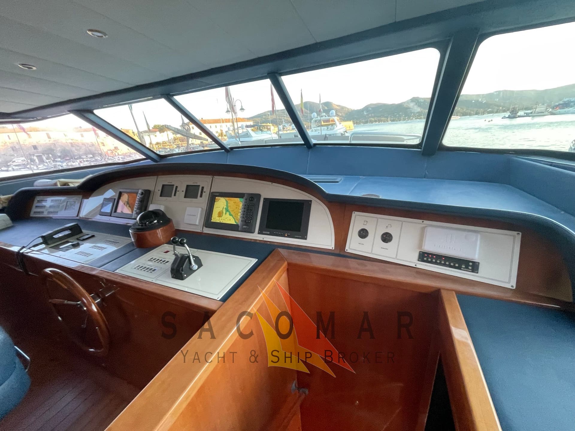 Gianetti Yacht NAVETTA 24 usato - foto hero 12