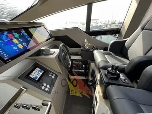 Pershing Pershing 7X usato - foto hero 12