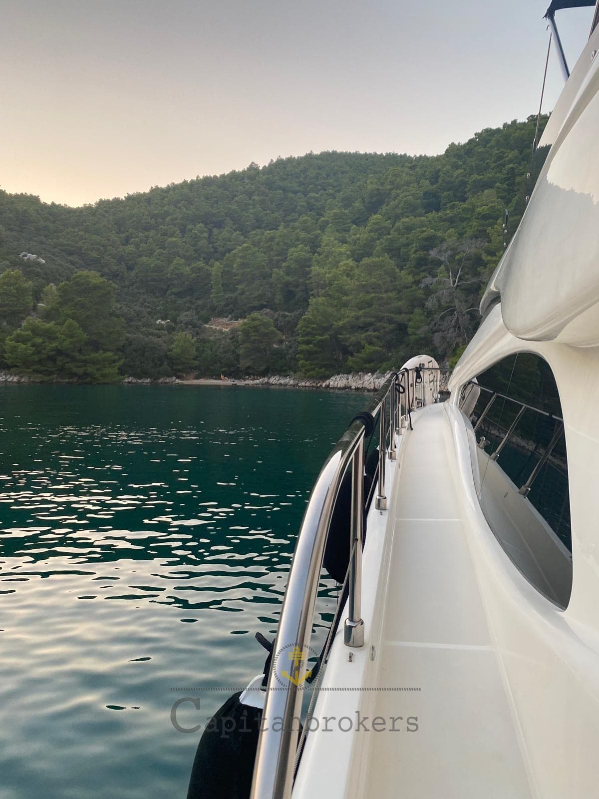 Ferretti Yachts Ferretti 590 - Deck View Ferretti Yachts Ferretti 590 - Deck View