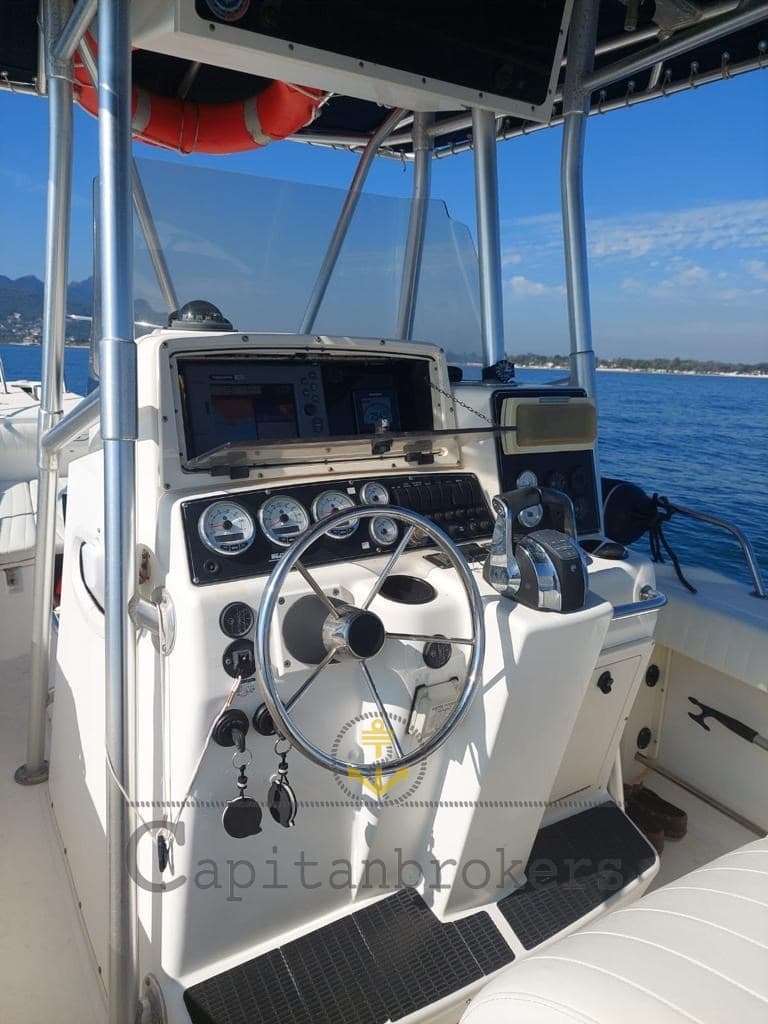 Boston Whaler 26 Outrage used - detail 2