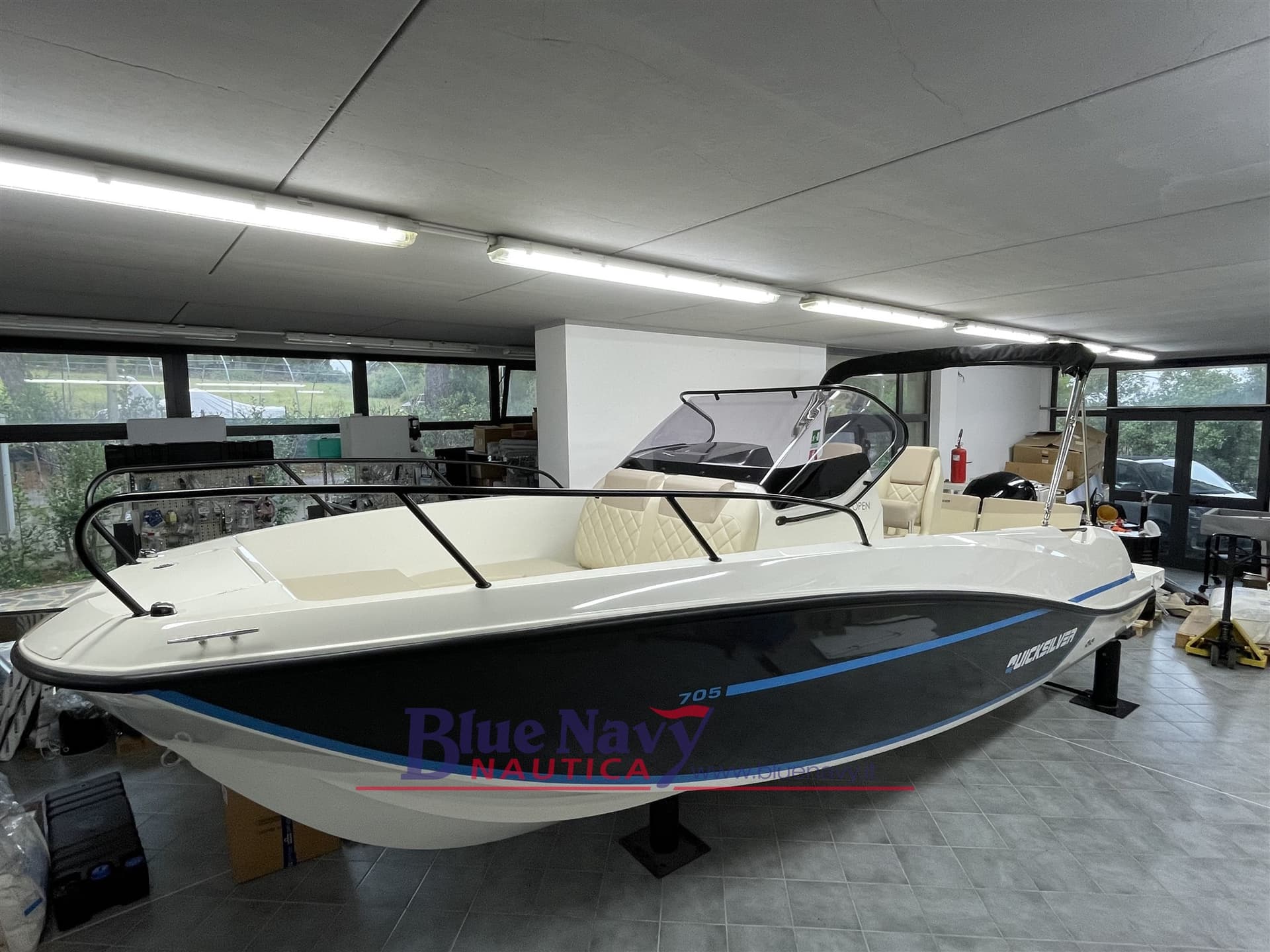 Quicksilver 705 Open usato - dettaglio 2