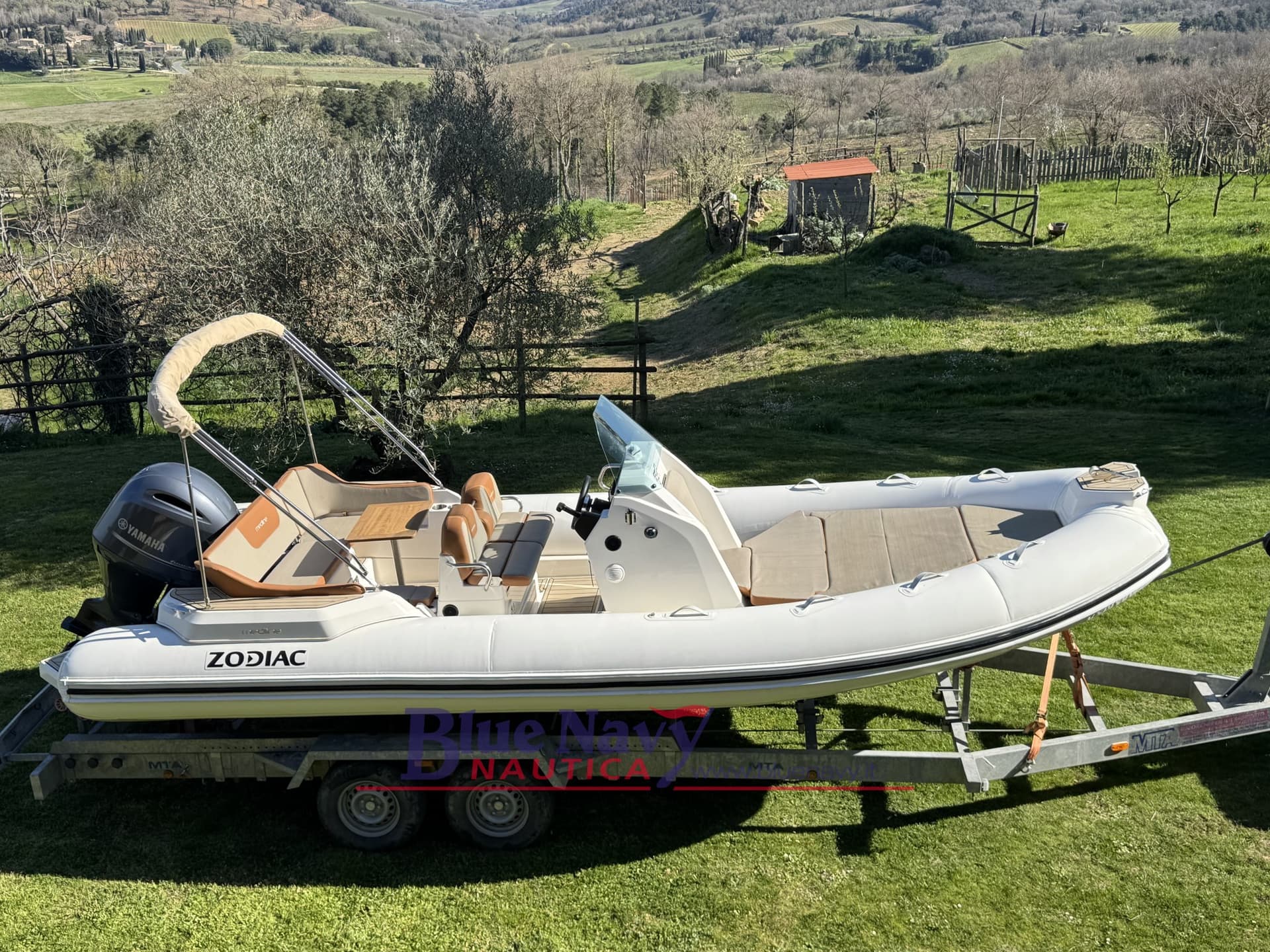 Zodiac Medline 6.8 Blc +150cv Yamaha - Main View Zodiac Medline 6.8 Blc +150cv Yamaha - Main View