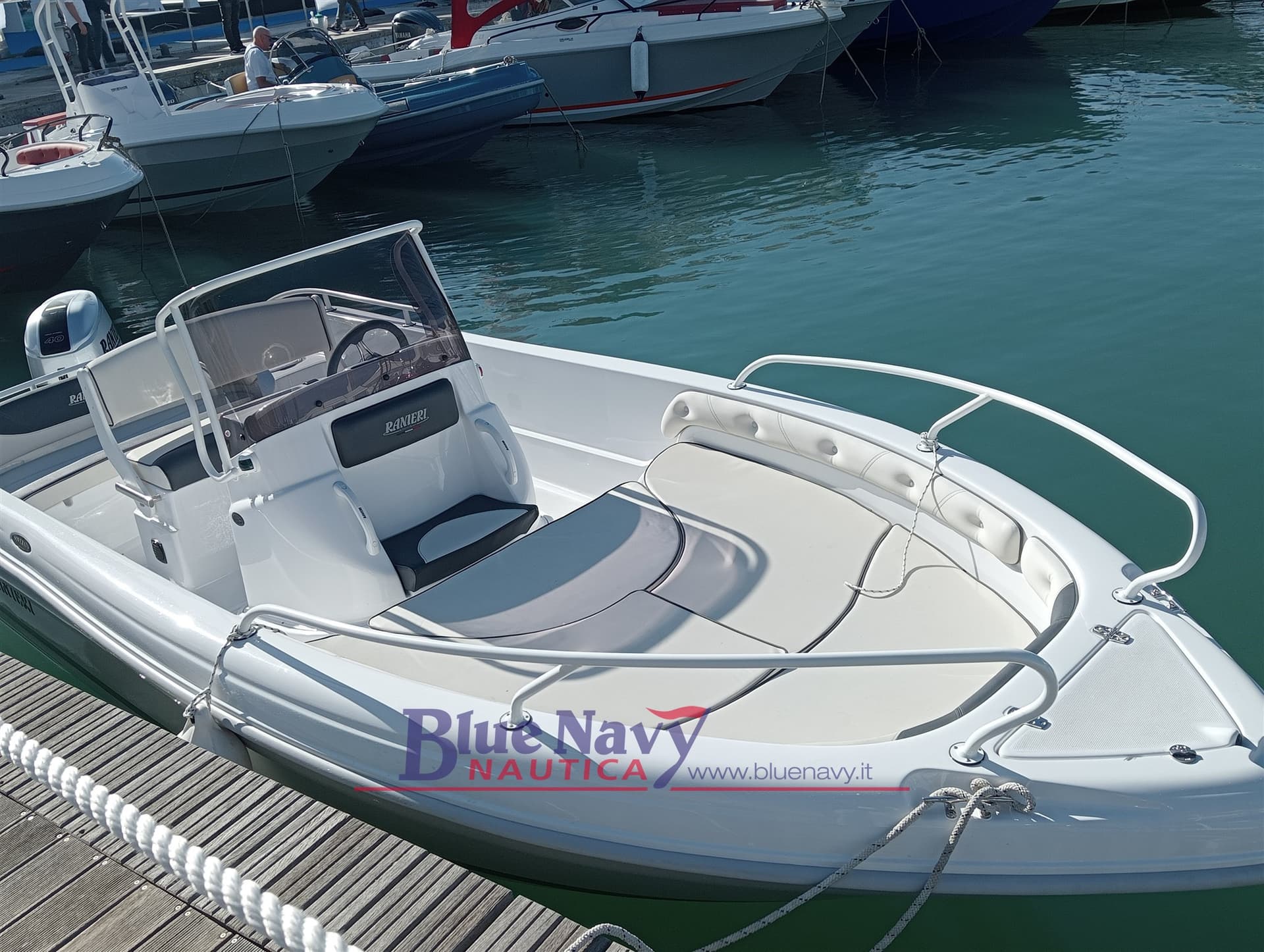 Ranieri Soverato - Open 5.45mt - Interior View Ranieri Soverato - Open 5.45mt - Interior View