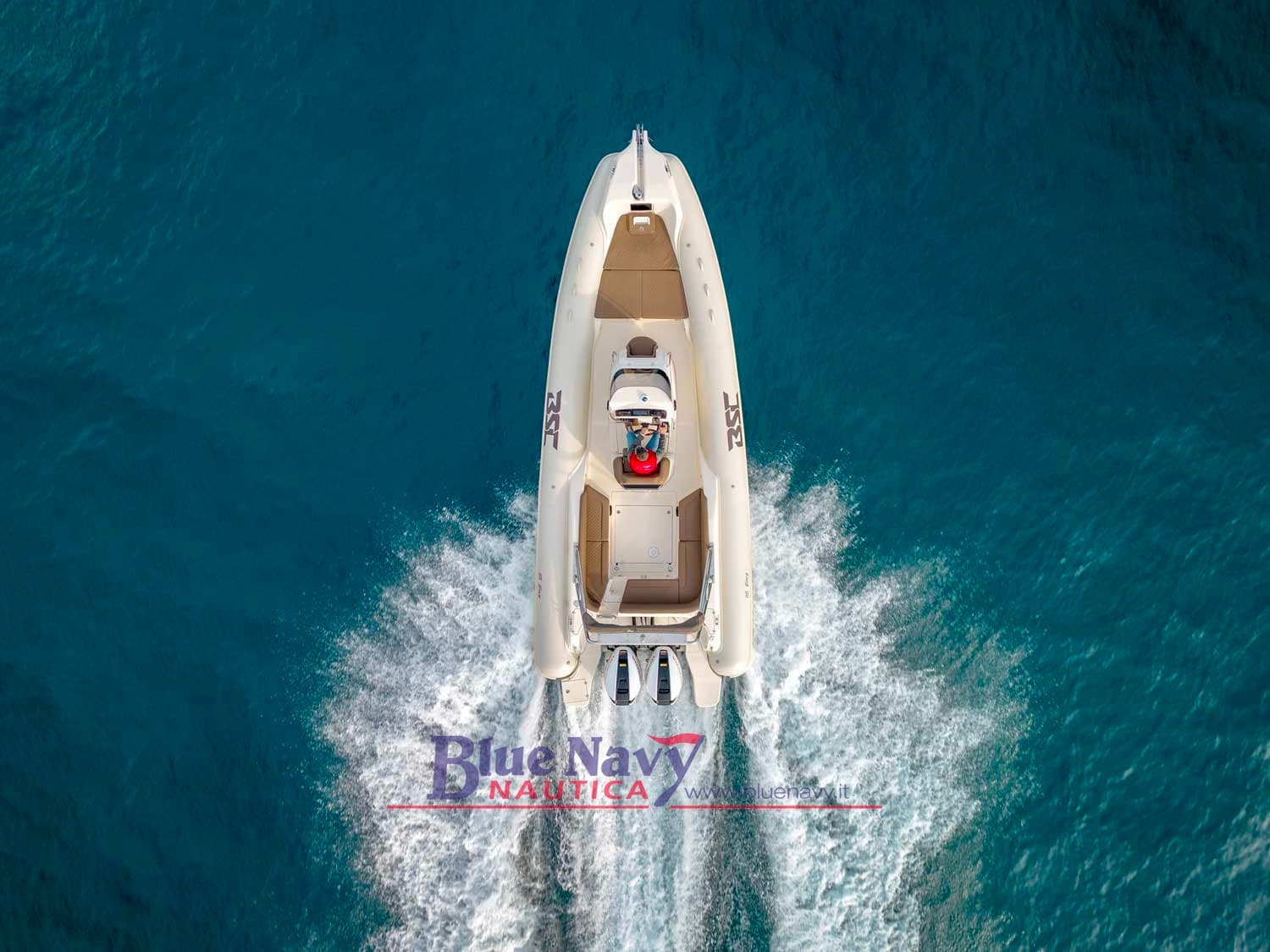 BSC 85 Gommone Nuovo Toscana - Interior View BSC 85 Gommone Nuovo Toscana - Interior View