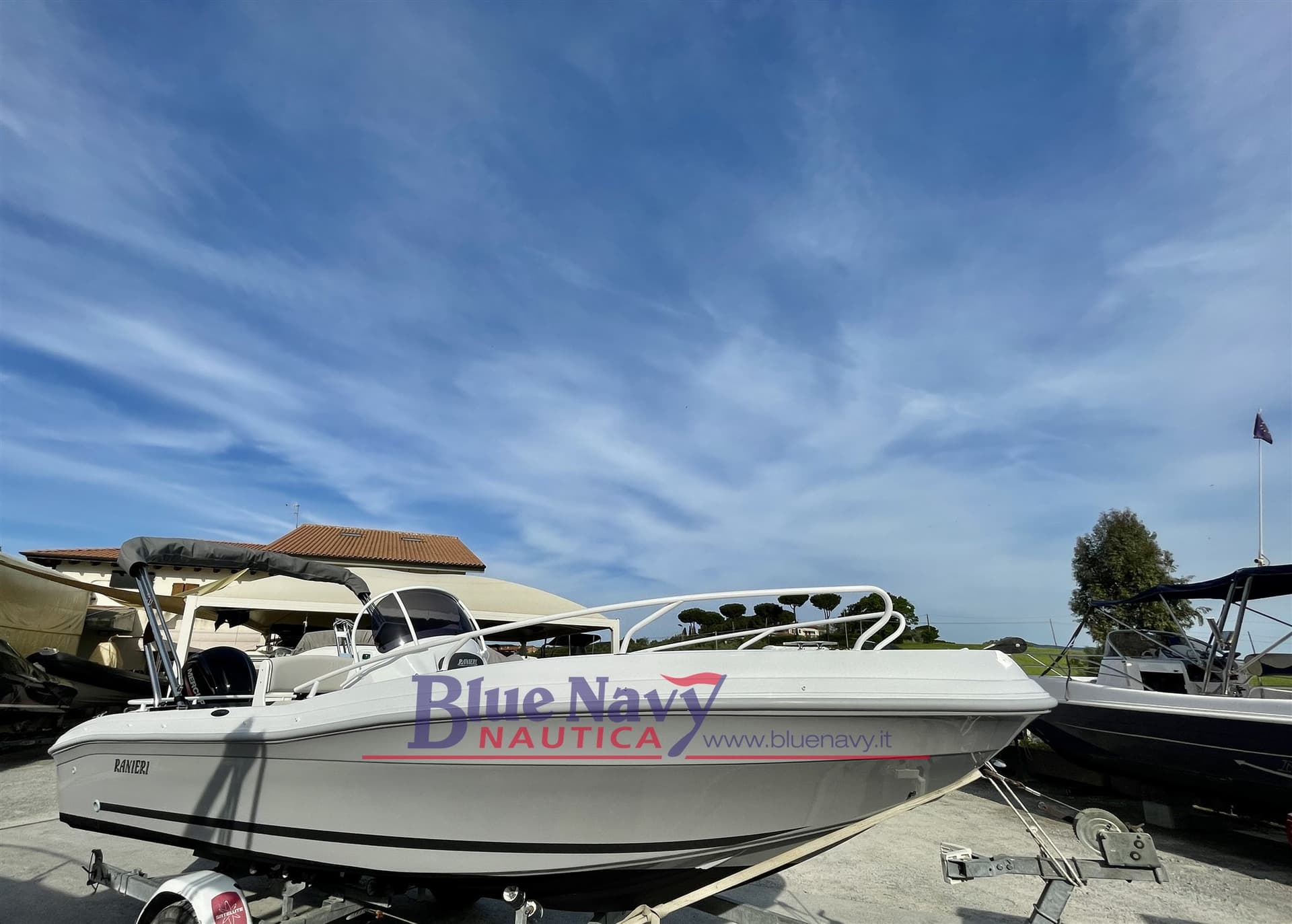 Ranieri Azzurra - Open Di 6mt - Interior View Ranieri Azzurra - Open Di 6mt - Interior View