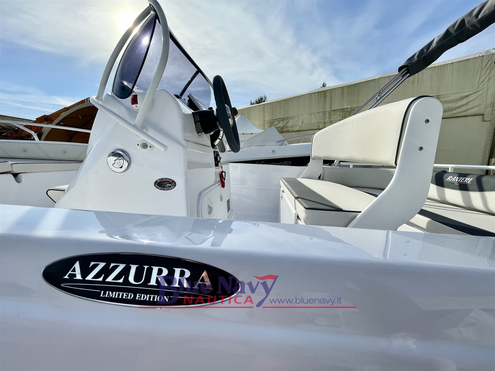 Ranieri Azzurra - Open Di 6mt - Deck View Ranieri Azzurra - Open Di 6mt - Deck View