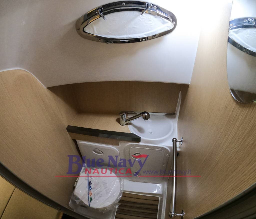 Marinello 26 Cabin (7,65mt) 3+2 postiletto gebraucht - Hauptbild 8