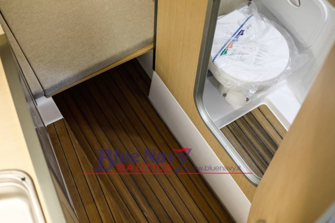 Marinello 26 Cabin (7,65mt) 3+2 postiletto gebraucht - Hauptbild 11