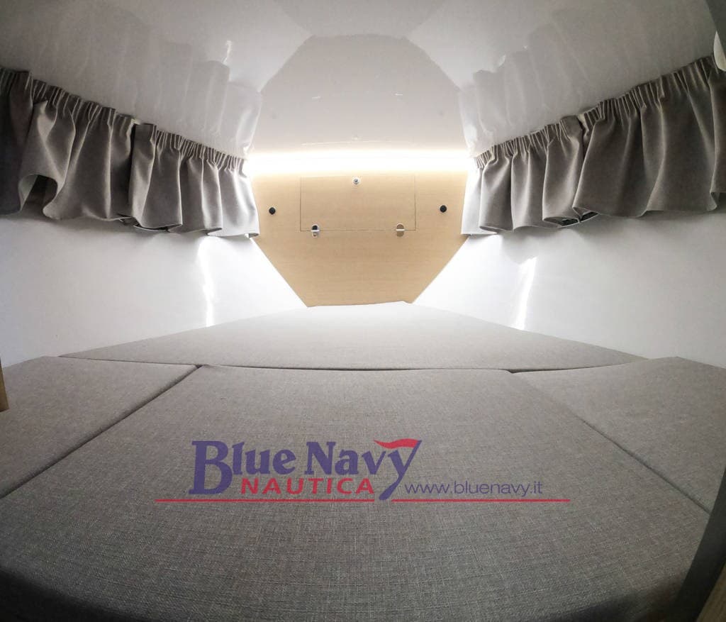Marinello 26 Cabin (7,65mt) 3+2 postiletto gebraucht - Hauptbild 9