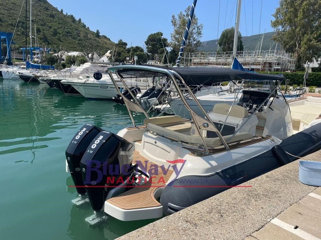 BSC 100 Gt - F.T. 9,6mt - Interior View BSC 100 Gt - F.T. 9,6mt - Interior View