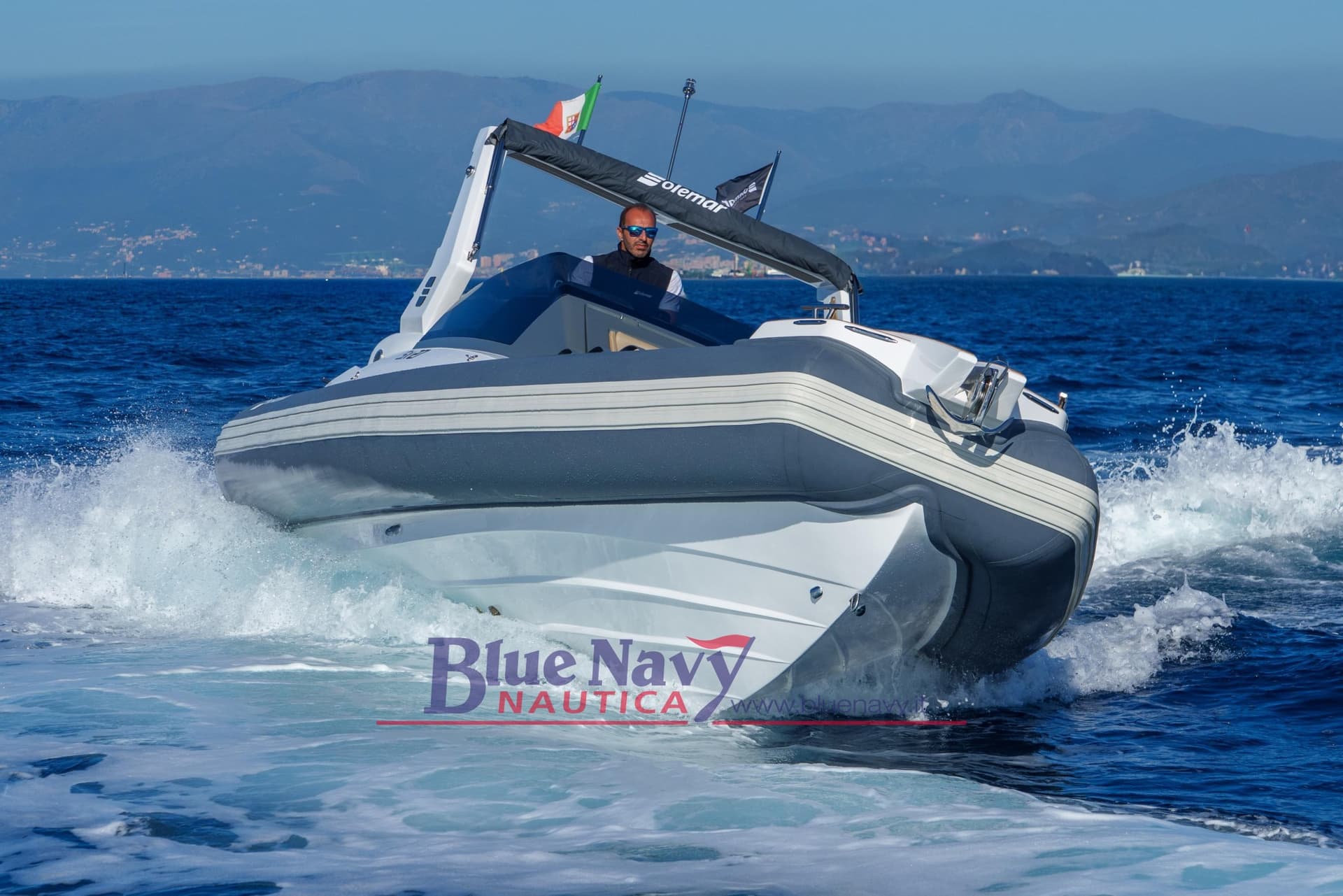 Solemar Sx 27 Allure + Mercury 300 V8 Verado - Demo Del Salone - Interior View Solemar Sx 27 Allure + Mercury 300 V8 Verado - Demo Del Salone - Interior View