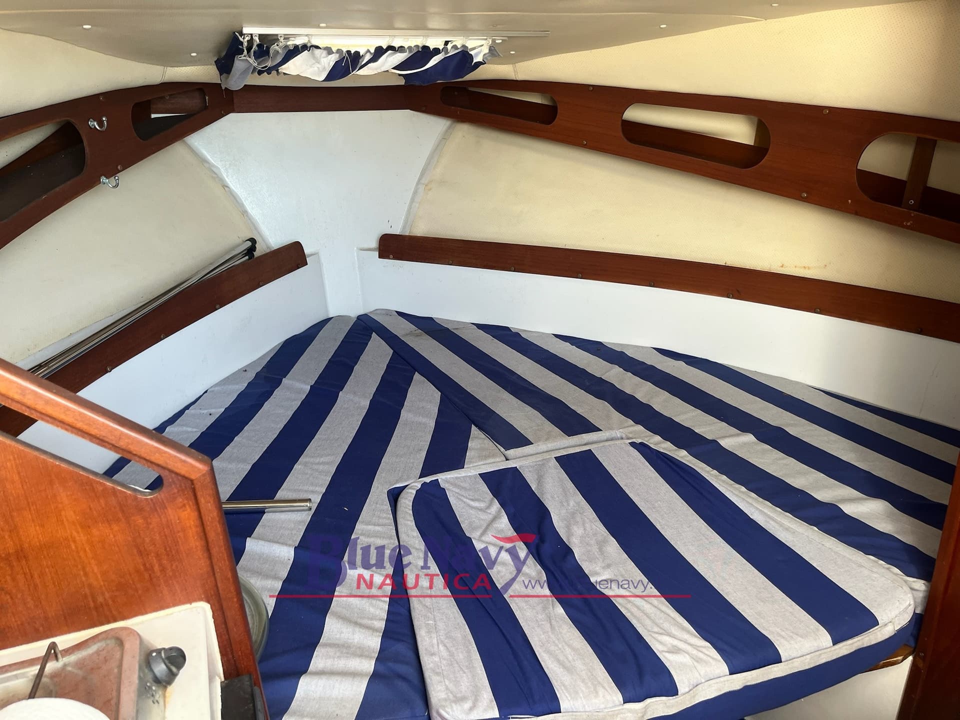 Proteo 23 Con Vm 110cv Diesel - Deck View Proteo 23 Con Vm 110cv Diesel - Deck View