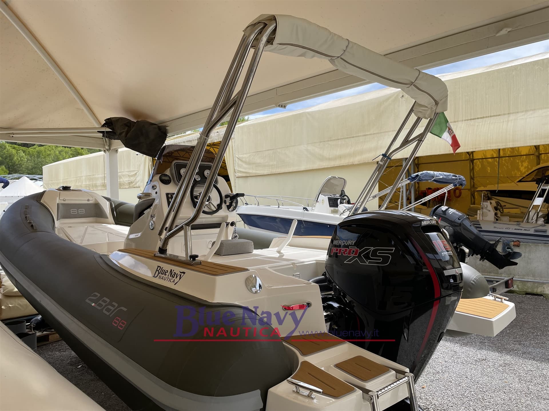 2BAR 68 - Deck View 2BAR 68 - Deck View