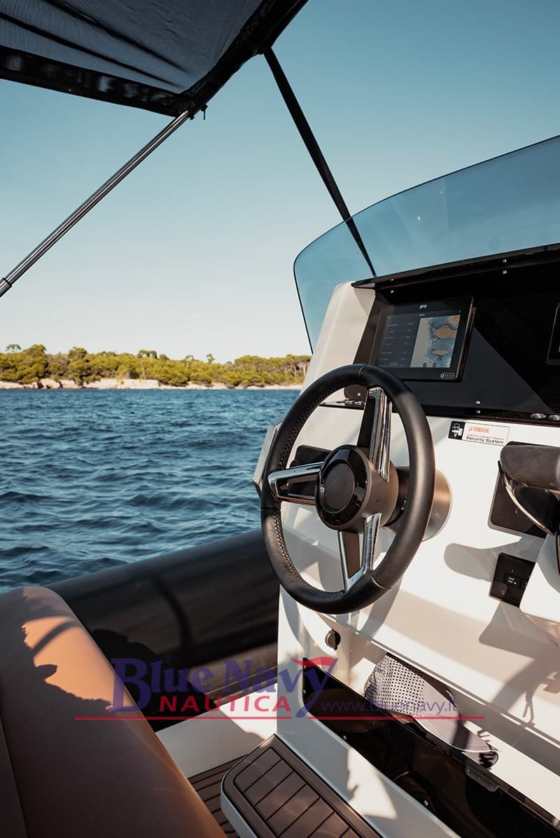 BREVA 800 - Rib Premium di 8,5m f.t. Made in Italy usato - foto hero 4