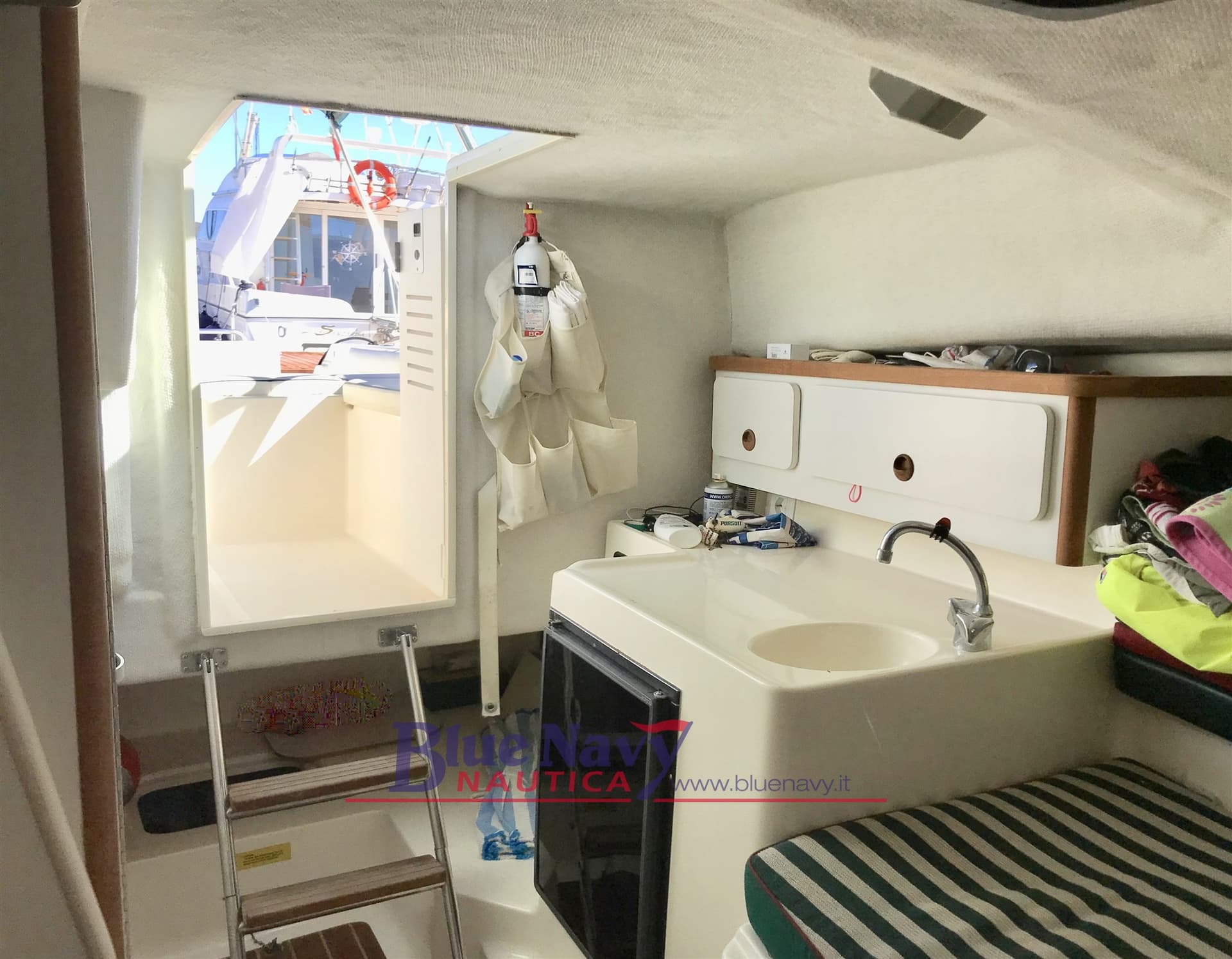 Pursuit 2860 Denali con 2x Volvo Penta 225cv d'occasion - image hero 8
