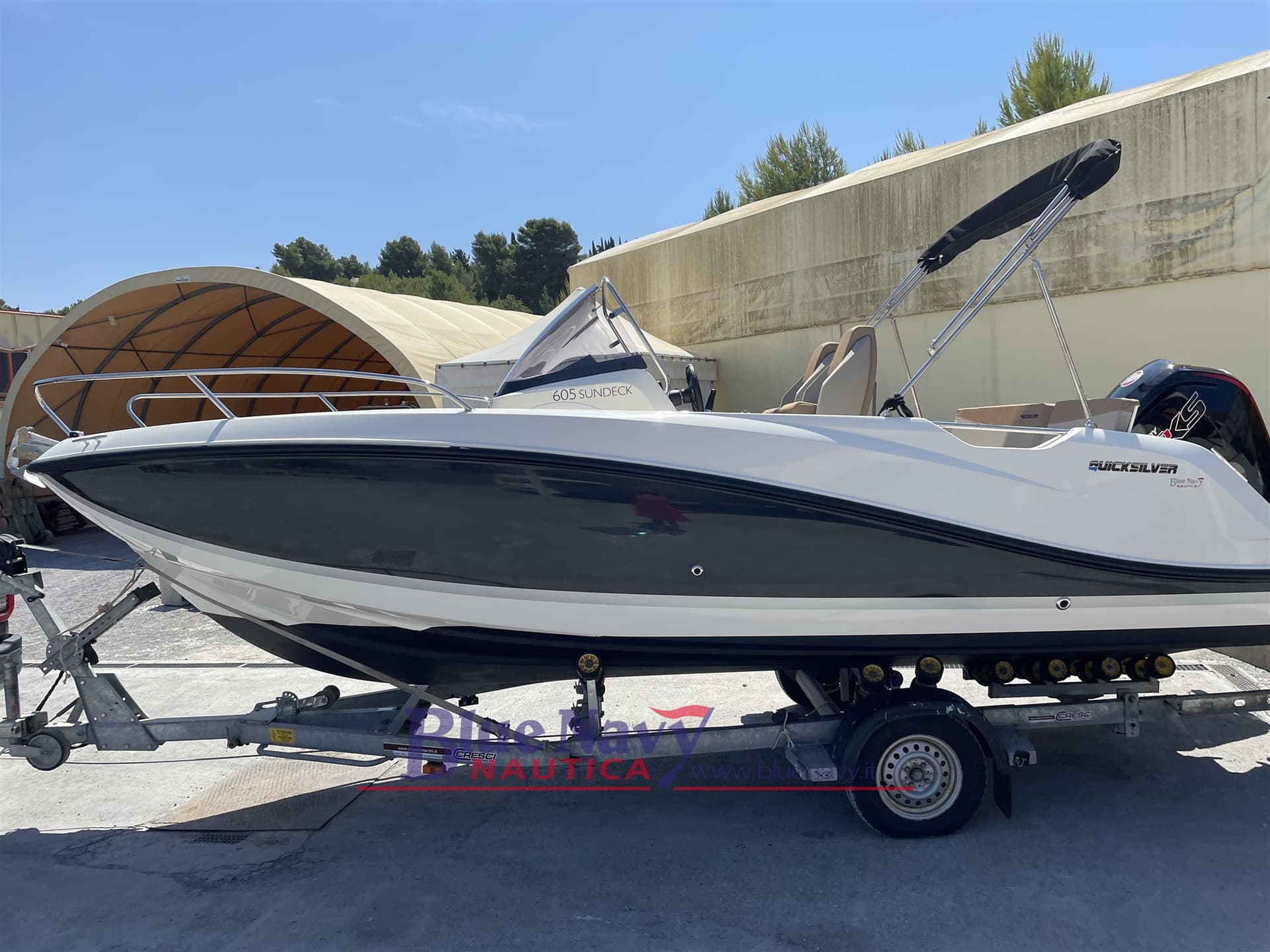 Quicksilver 605 Sundeck (6,45,Mt) 2 Postiletto gebraucht - Detail 3