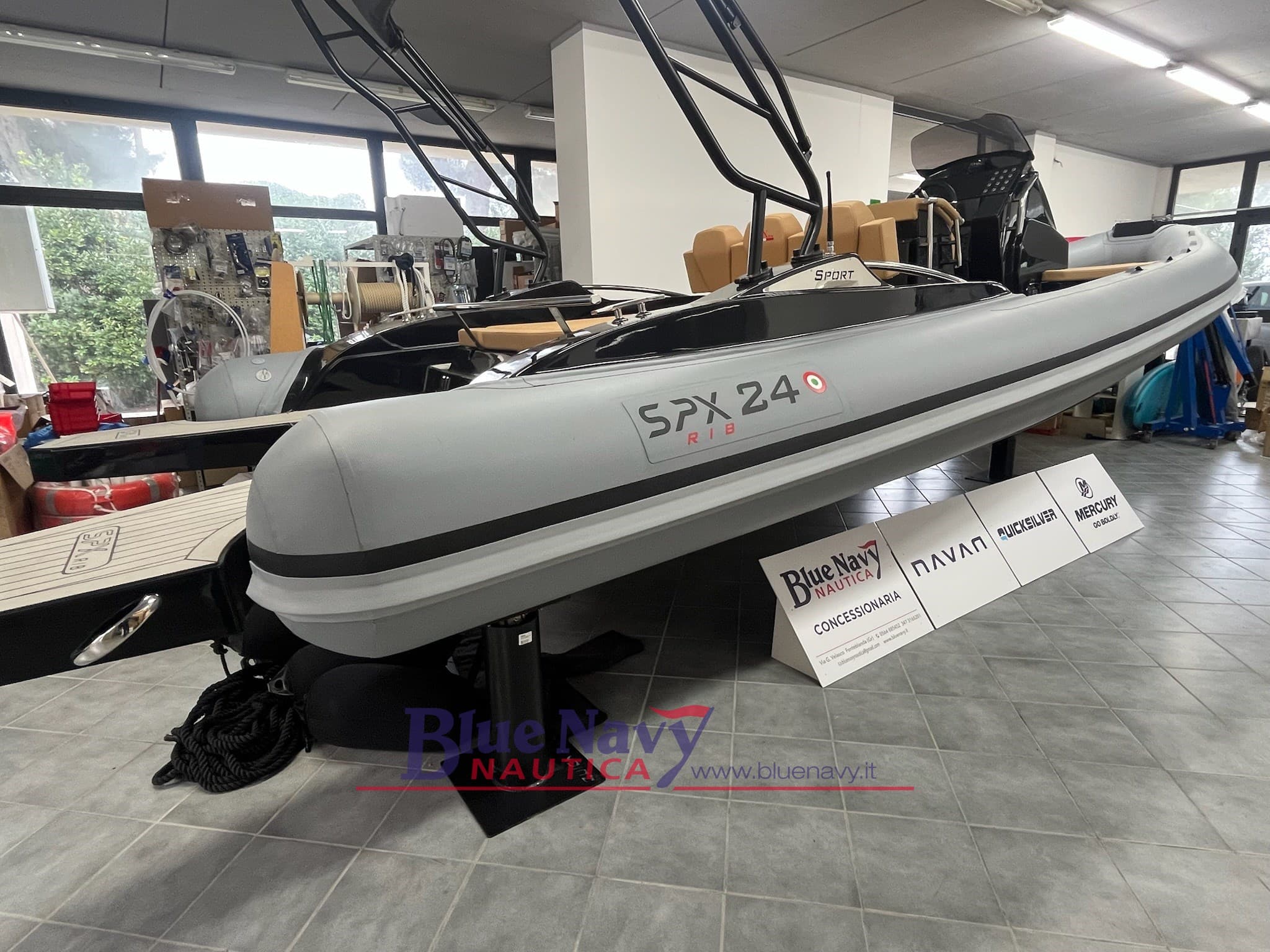 Spx Rib 24 Sport Dimostrativo Stock - Interior View Spx Rib 24 Sport Dimostrativo Stock - Interior View