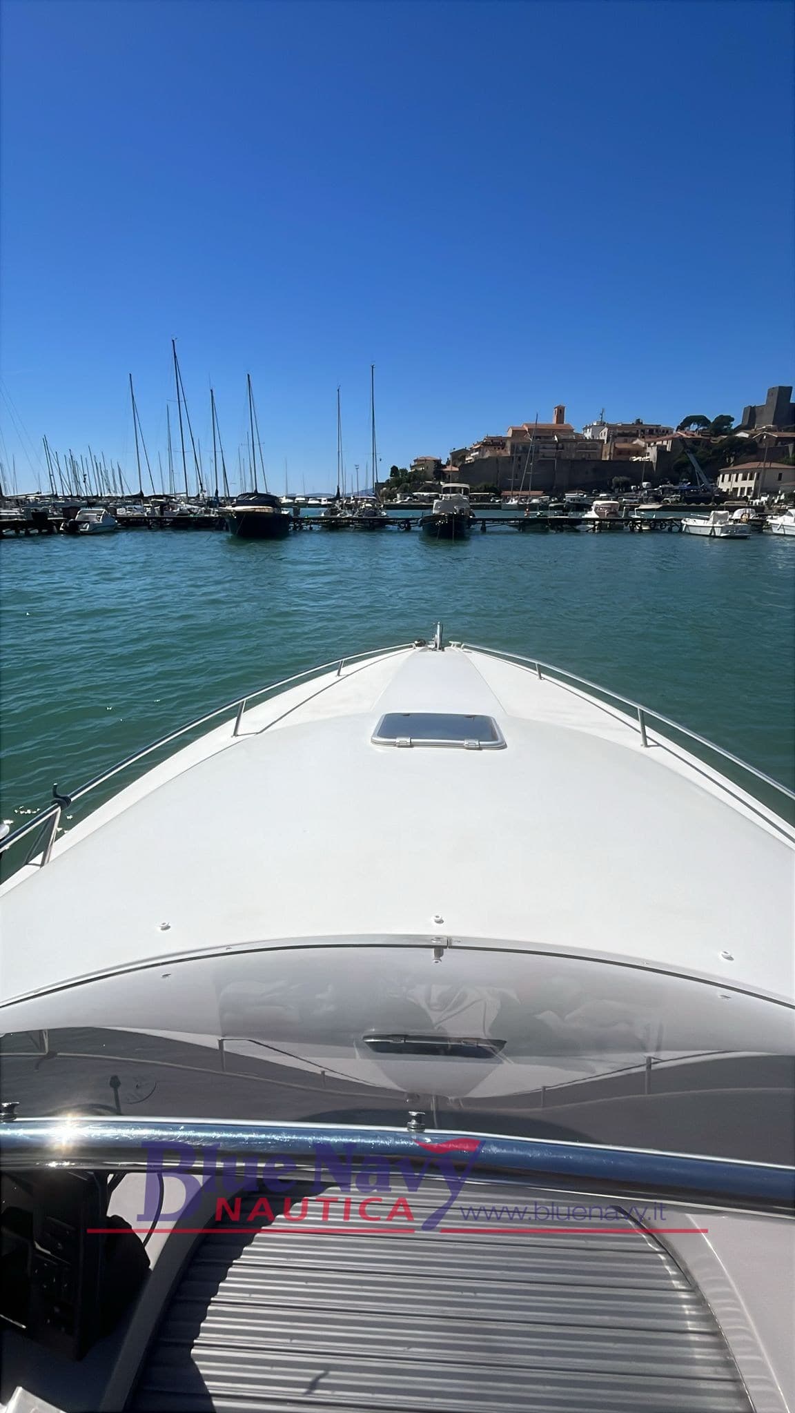 Abbate Tullio Elite 33 + 2x200 Volvo Penta turbo diesel usato - foto hero 12