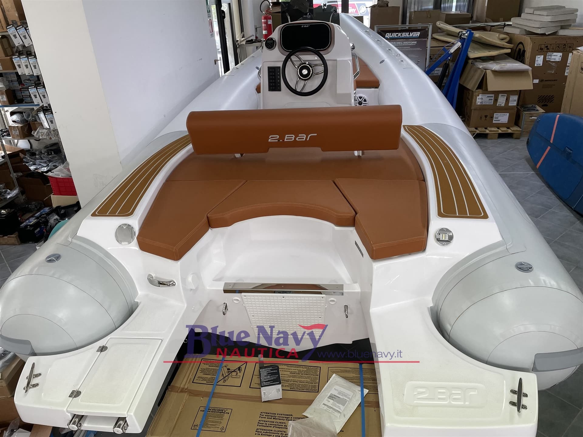 2BAR 62 - Detail View 1 2BAR 62 - Detail View 1