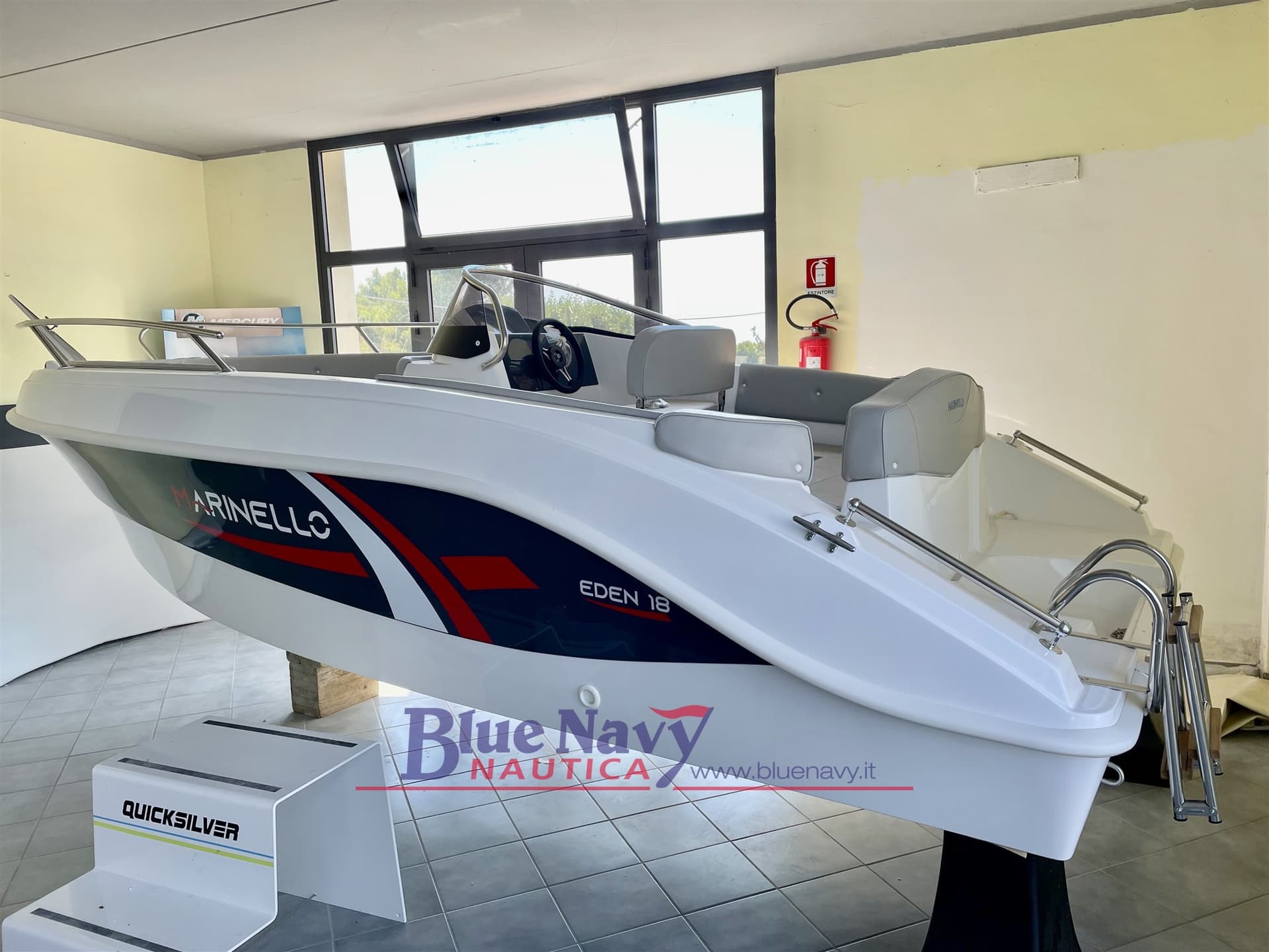 Marinello Eden 18 - Detail View 1 Marinello Eden 18 - Detail View 1