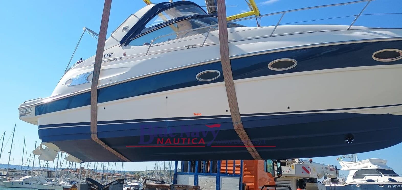 Bavaria 300 Sport + 2x220 hp Volvo Penta usato - foto hero 5