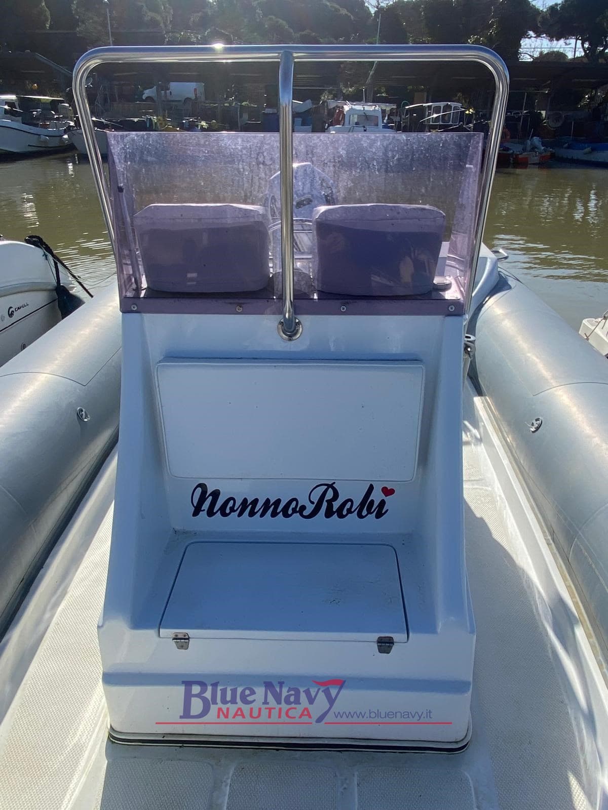 SACS Madras 25 (7,5mt) Honda 250 Cv - Deck View SACS Madras 25 (7,5mt) Honda 250 Cv - Deck View