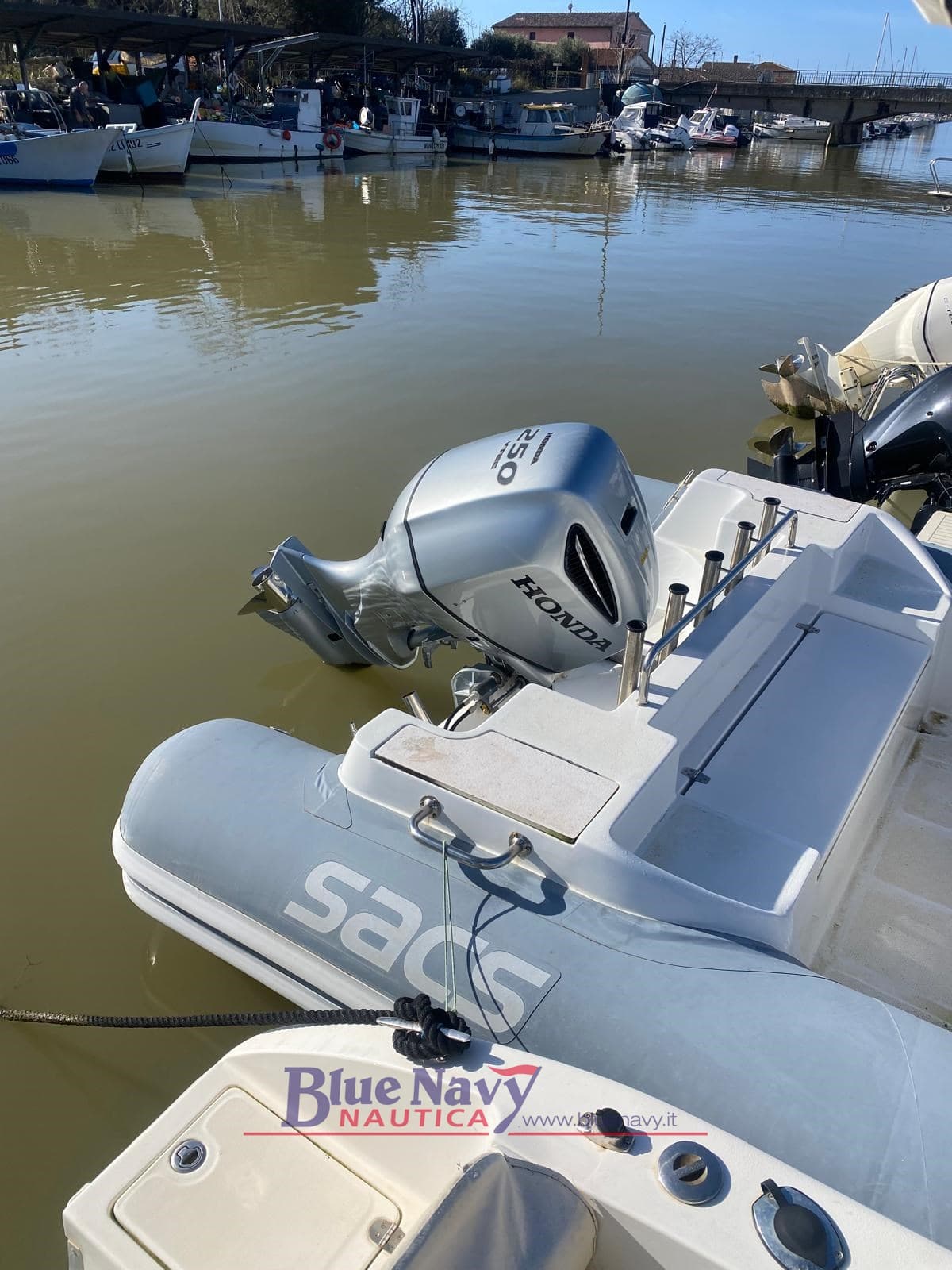 SACS Madras 25 (7,5mt) Honda 250 Cv usato - dettaglio 2