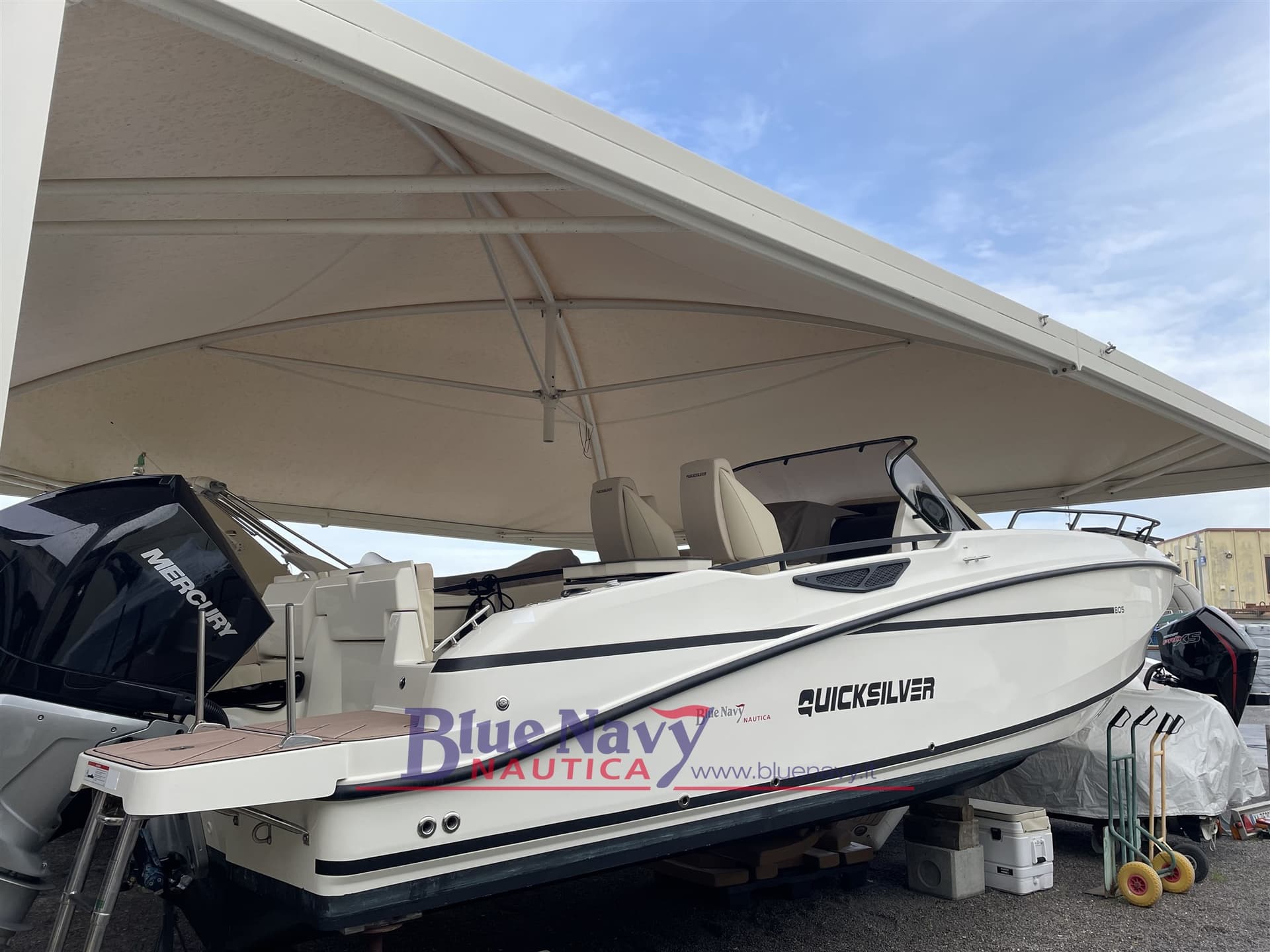 Quicksilver 805 Open+mercury 300 Verado gebraucht - Detail 1