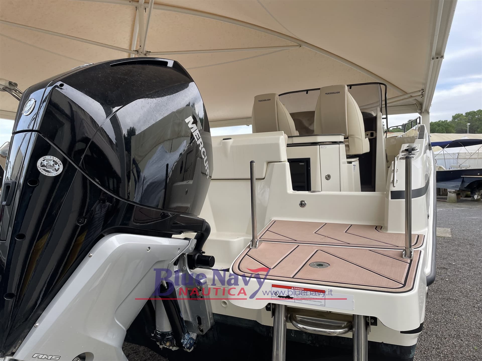 Quicksilver 805 Open+mercury 300 Verado gebraucht - Detail 3