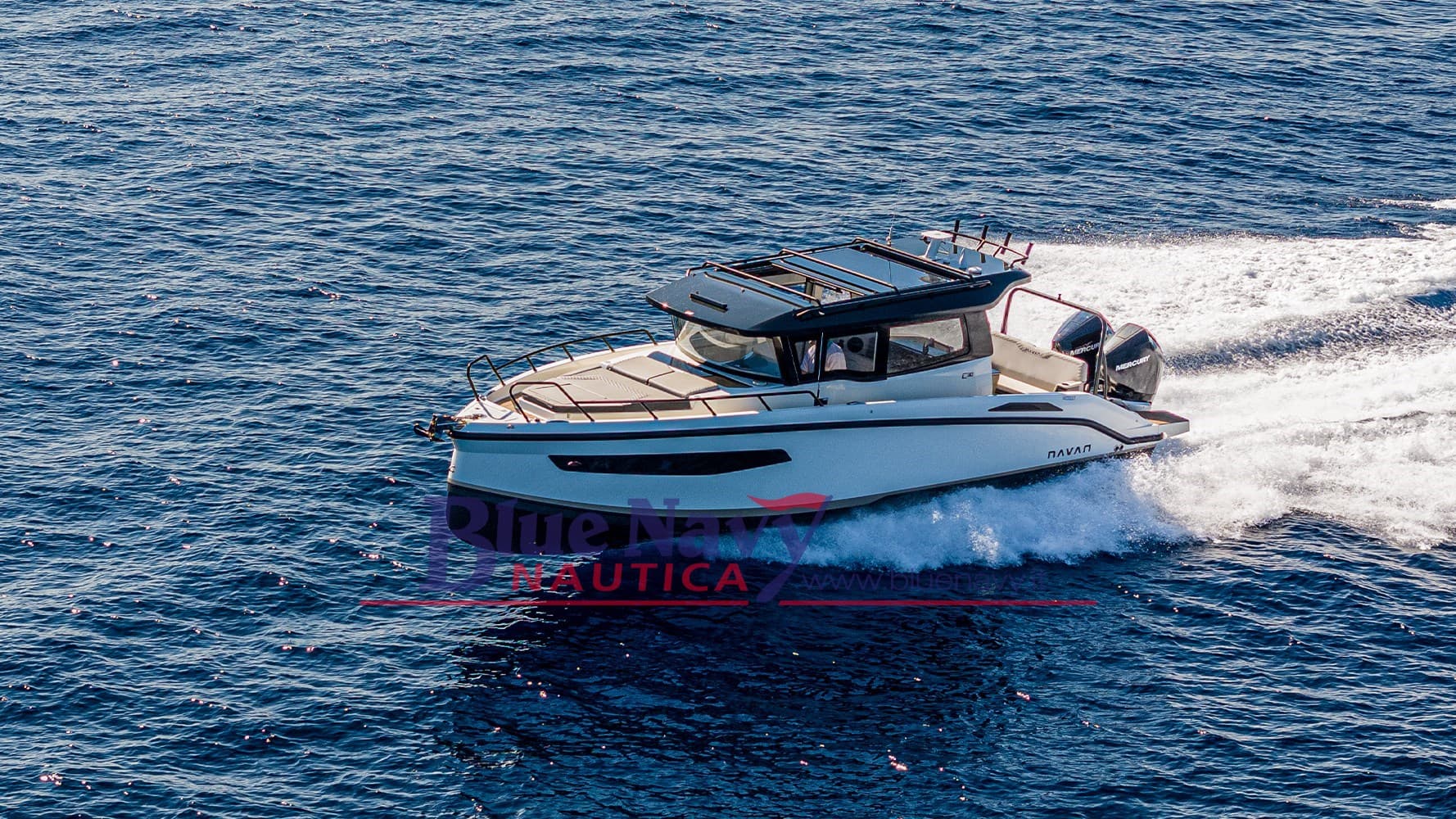 Barca Navan C 30 - Detail View 1 Barca Navan C 30 - Detail View 1