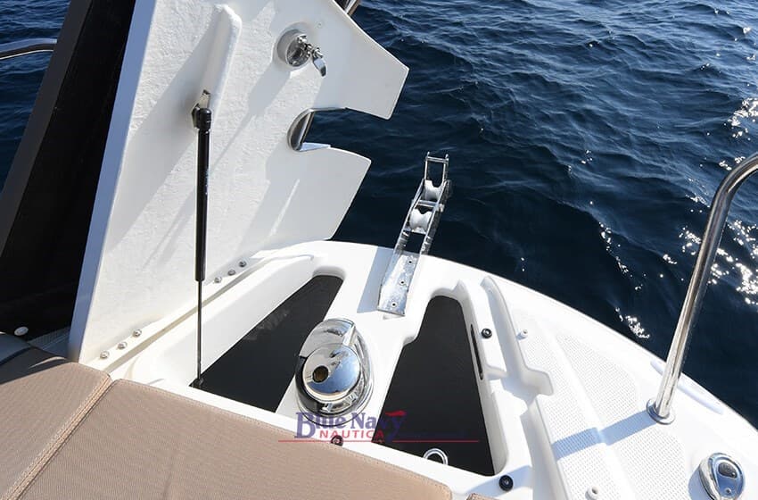 Quicksilver 705 Weekend (7,37mt) in Stock ! usato - foto hero 20