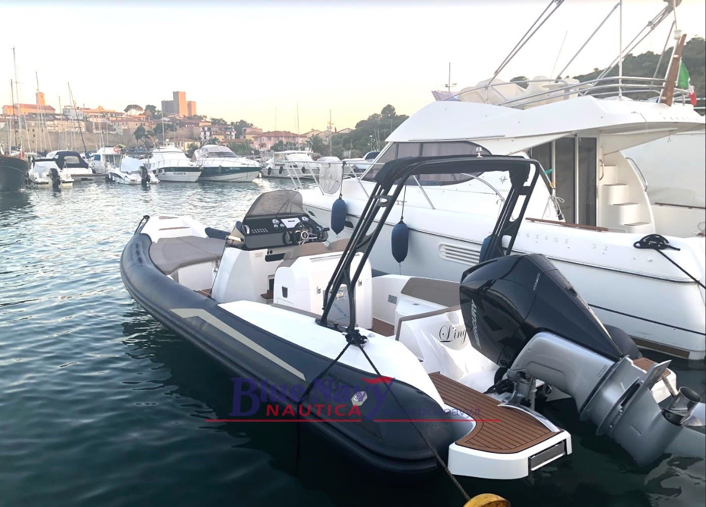 BSC B1 Del 2020 Con Mercury 300cv V8 Verado - Deck View BSC B1 Del 2020 Con Mercury 300cv V8 Verado - Deck View