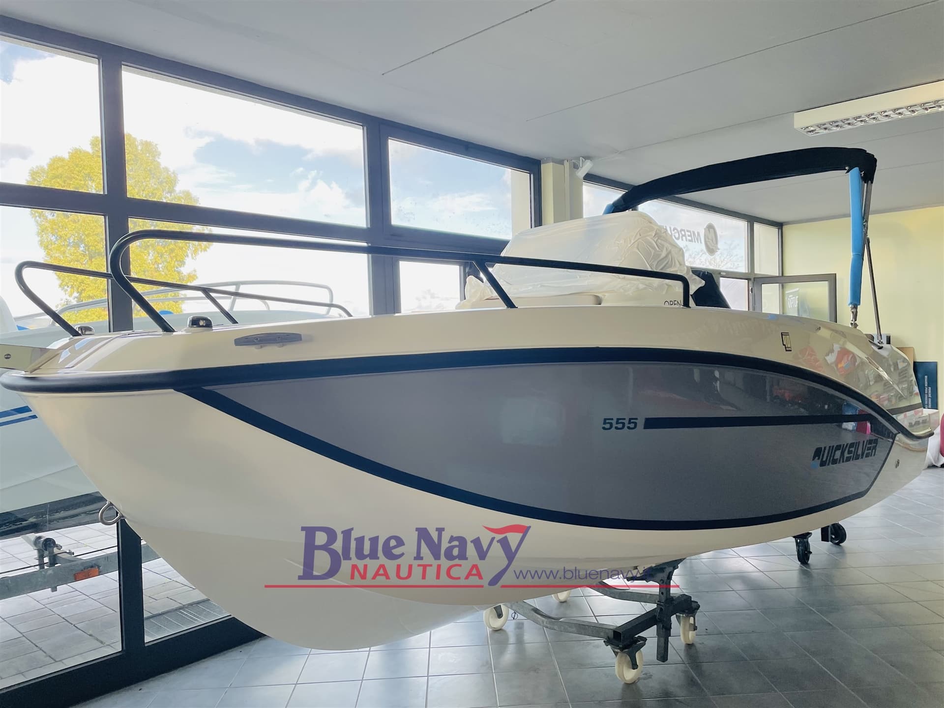 Quicksilver Activ 555 Open + 40 Pro Mercury - Main View Quicksilver Activ 555 Open + 40 Pro Mercury - Main View