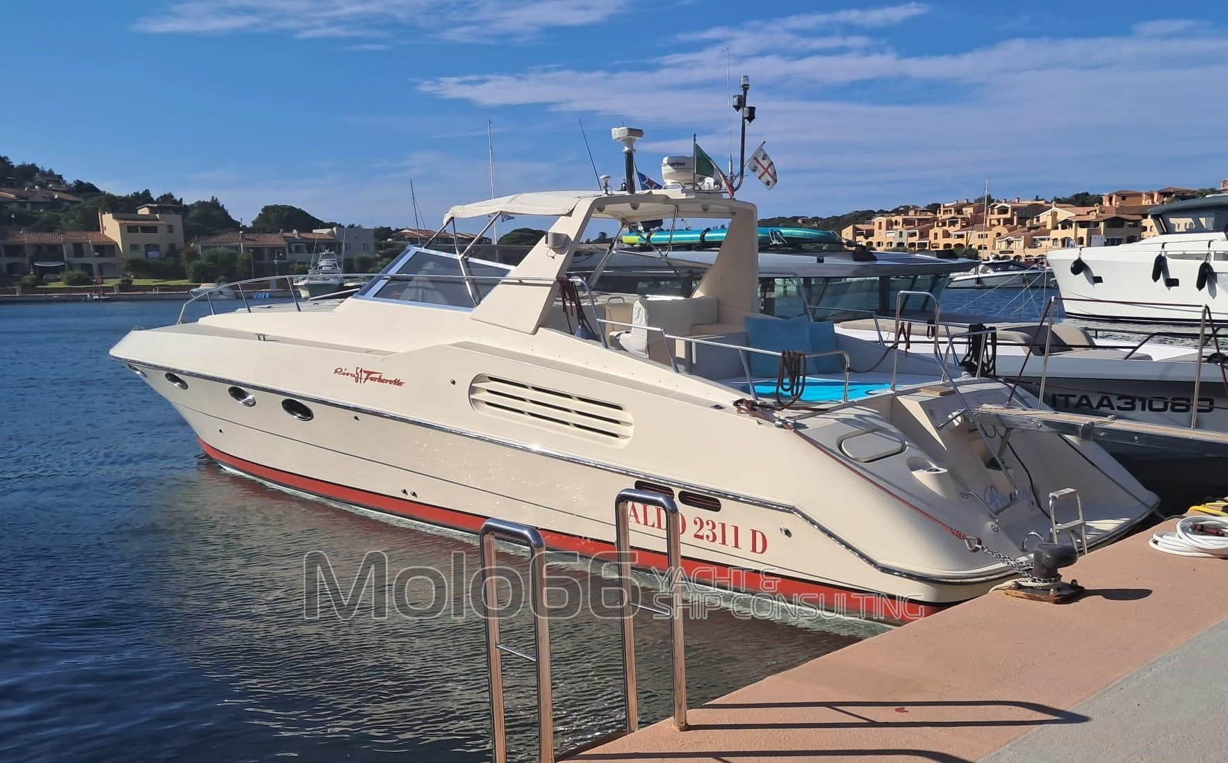 Riva 51 Turborosso - Detail View 1 Riva 51 Turborosso - Detail View 1