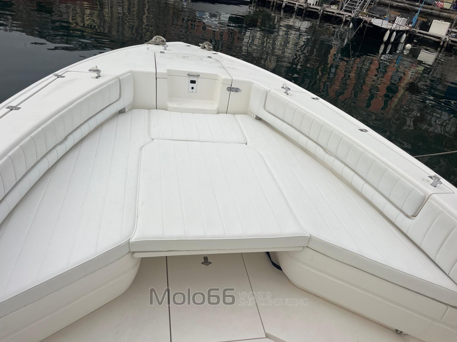 Intrepid 323 Open gebraucht - Hauptbild 4