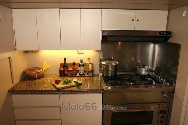 Benetti 24 Mt - Deck View Benetti 24 Mt - Deck View