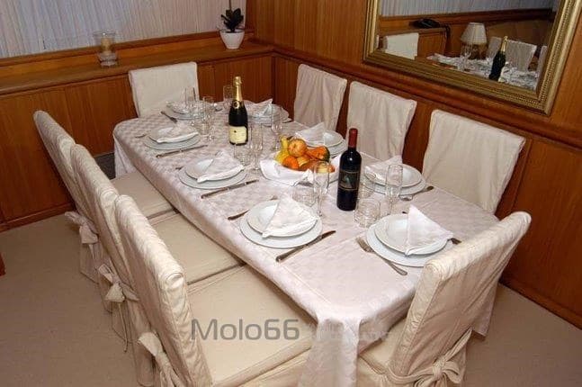 Benetti 24 Mt - Interior View Benetti 24 Mt - Interior View