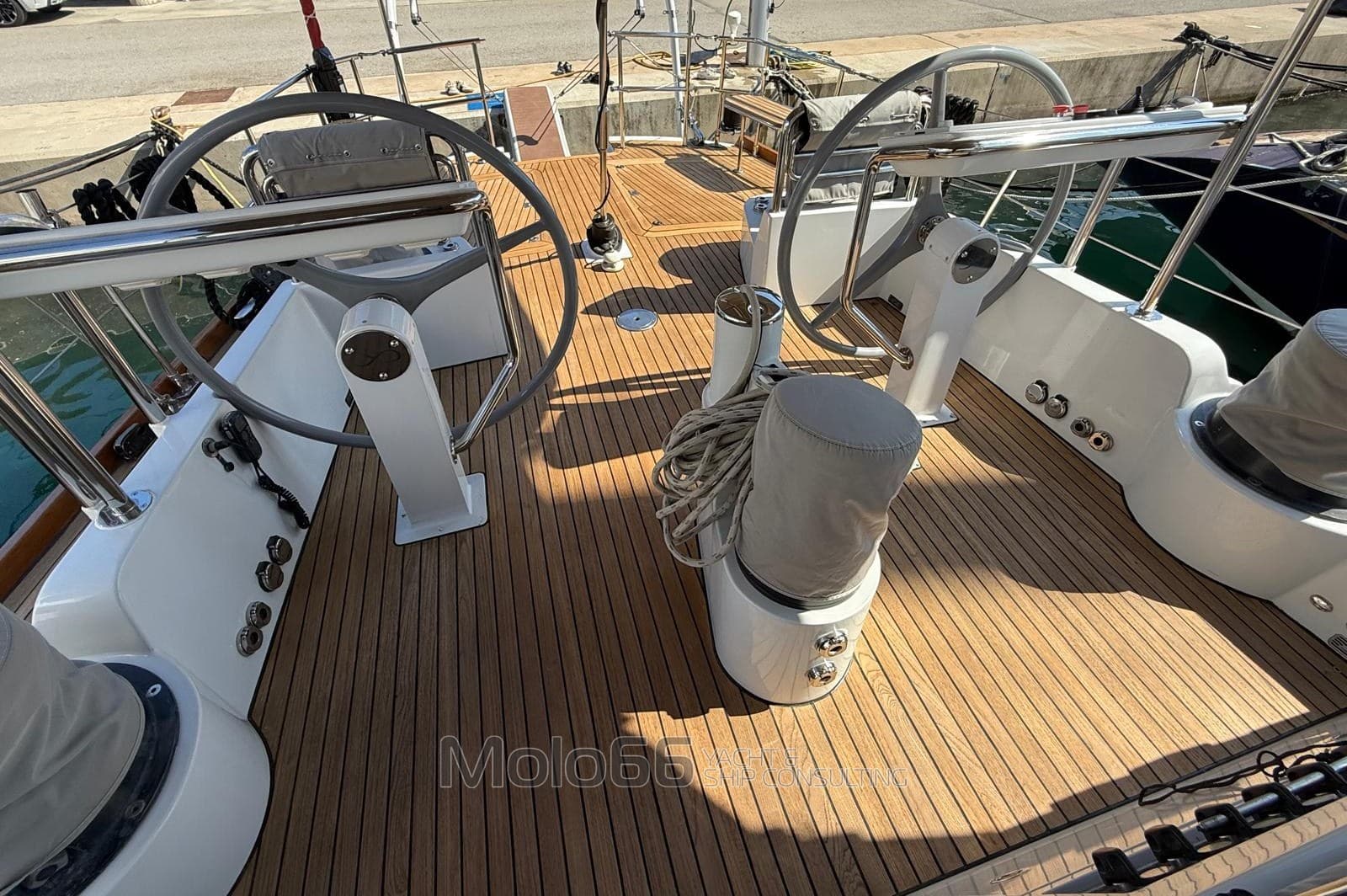 Nautor Swan Swan 90 - Deck View Nautor Swan Swan 90 - Deck View