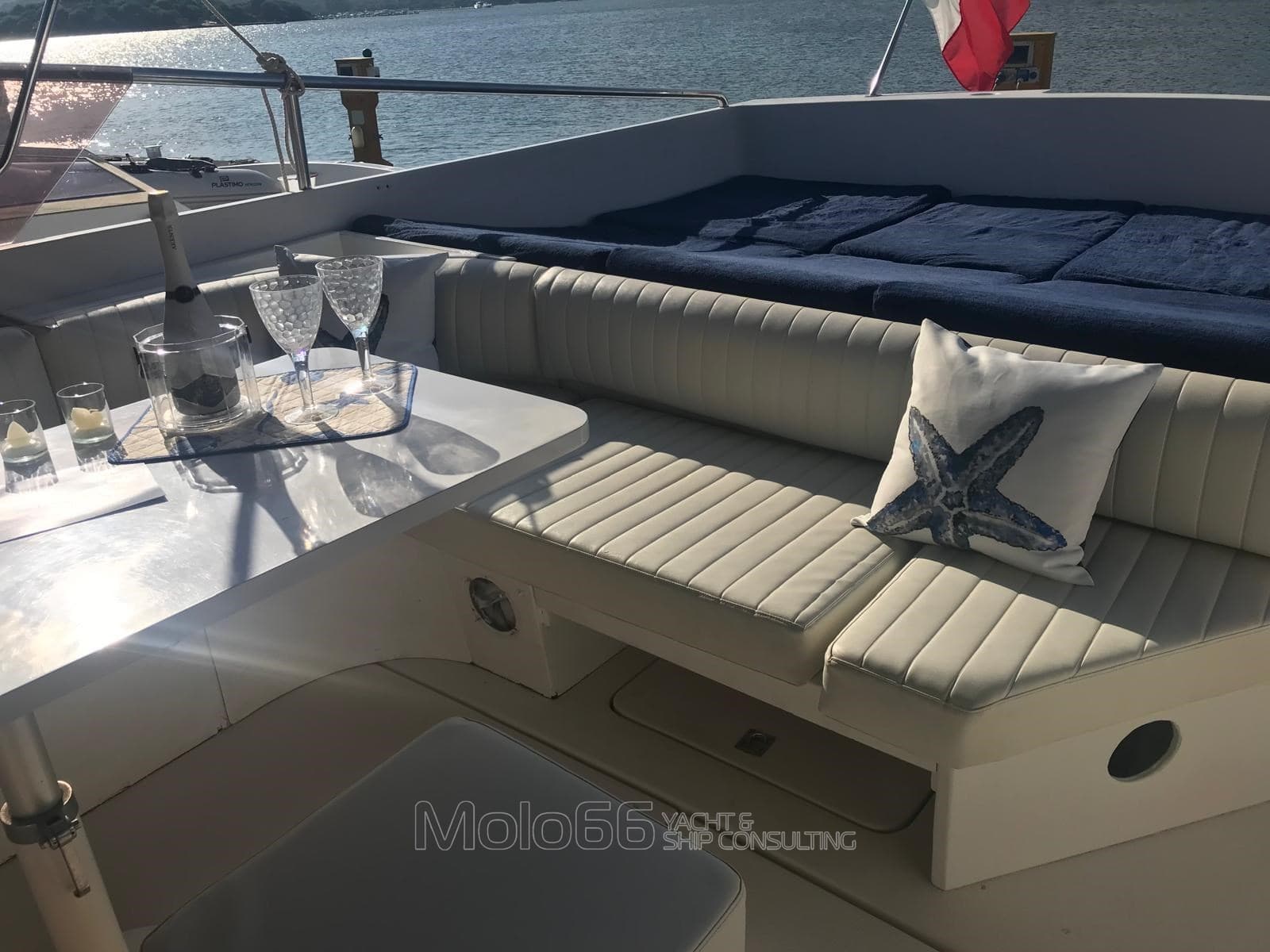 Itama Itama 45 - Interior View Itama Itama 45 - Interior View