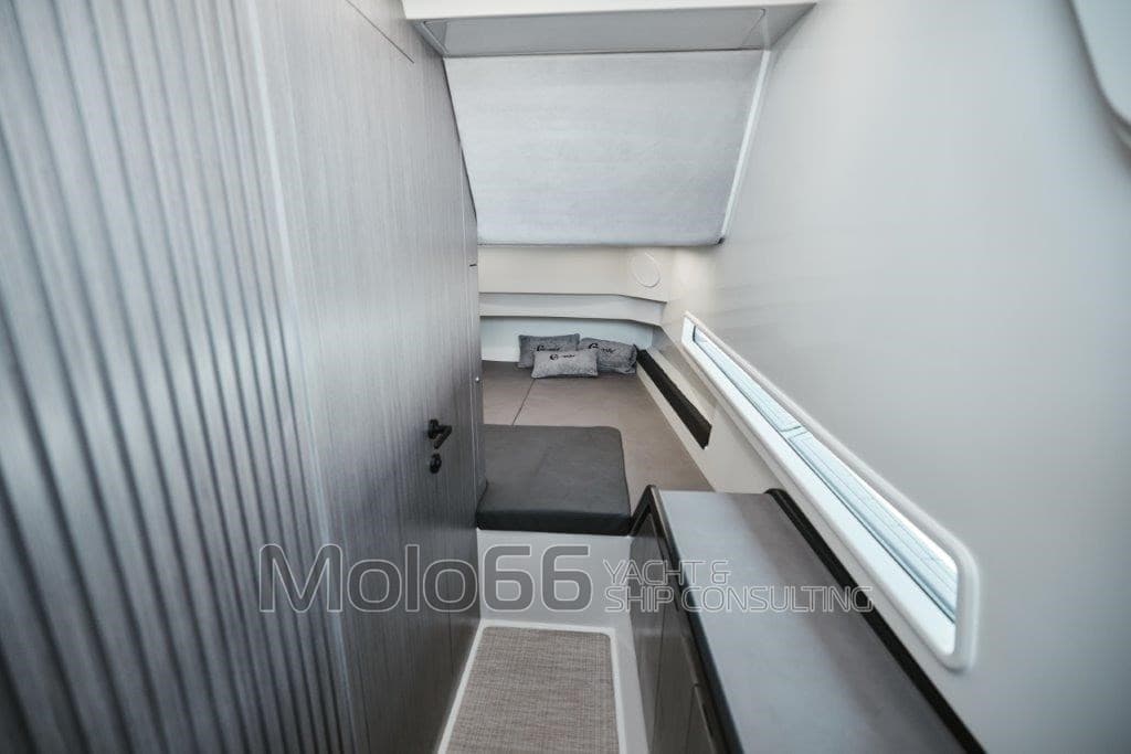 G-Tender Dieci4 - 14 - Deck View G-Tender Dieci4 - 14 - Deck View