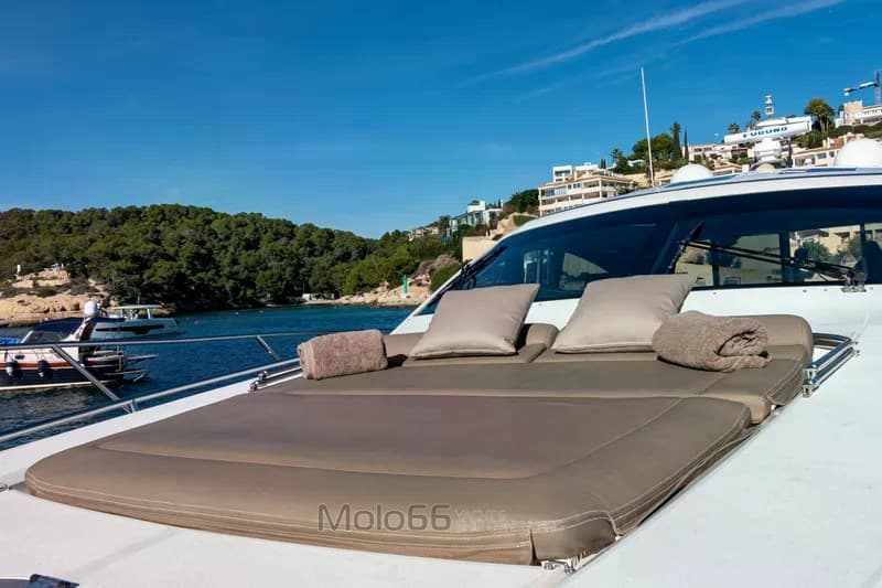 Princess Yachts Princess V65 - V 65 - Deck View Princess Yachts Princess V65 - V 65 - Deck View