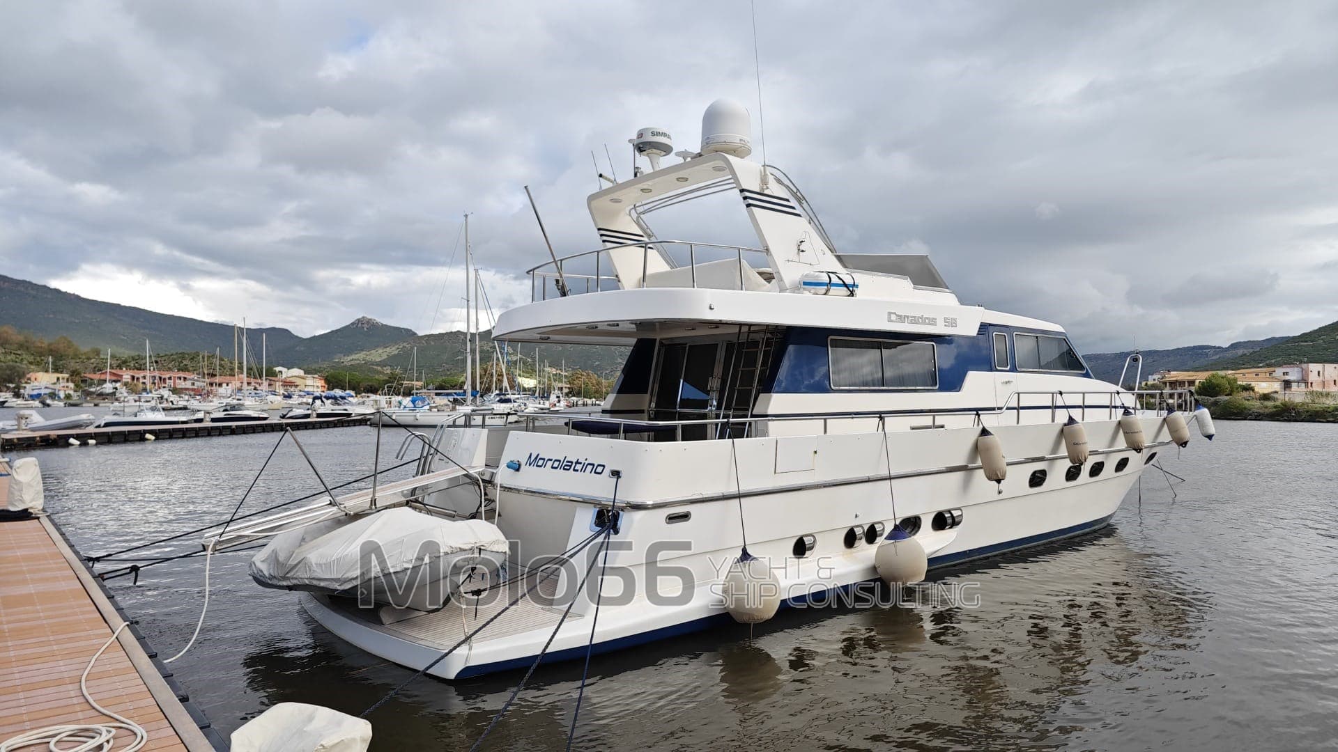 Canados Canados 58' - Detail View 1 Canados Canados 58' - Detail View 1