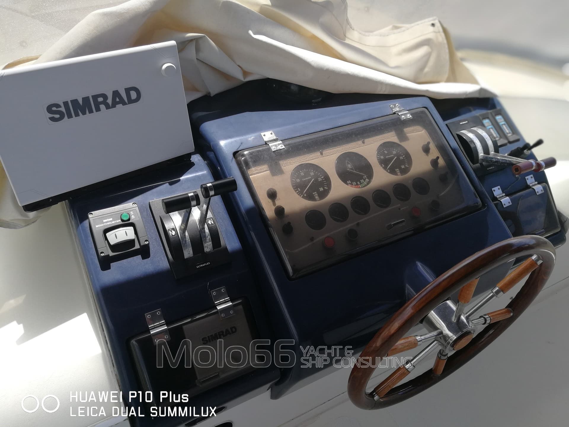 Canados Canados 58' - Interior View Canados Canados 58' - Interior View