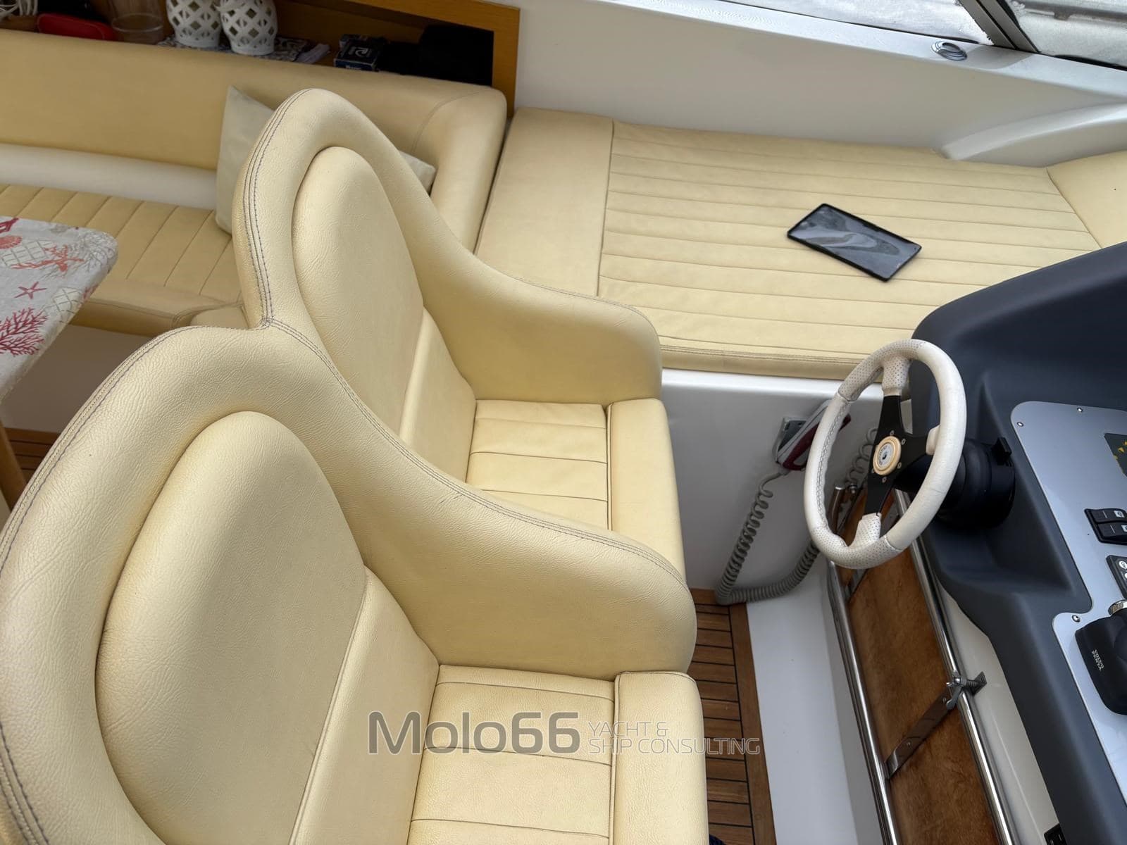 Primatist G 46' - Interior View Primatist G 46' - Interior View