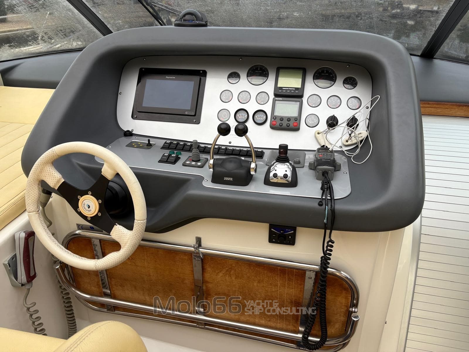 Primatist G 46' usato - dettaglio 2