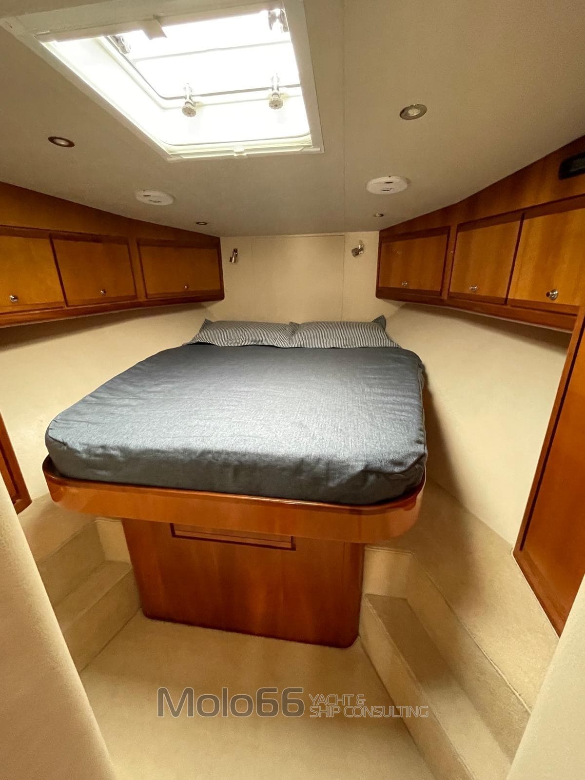 Bertram Yacht 510 Convertible usato - foto hero 15