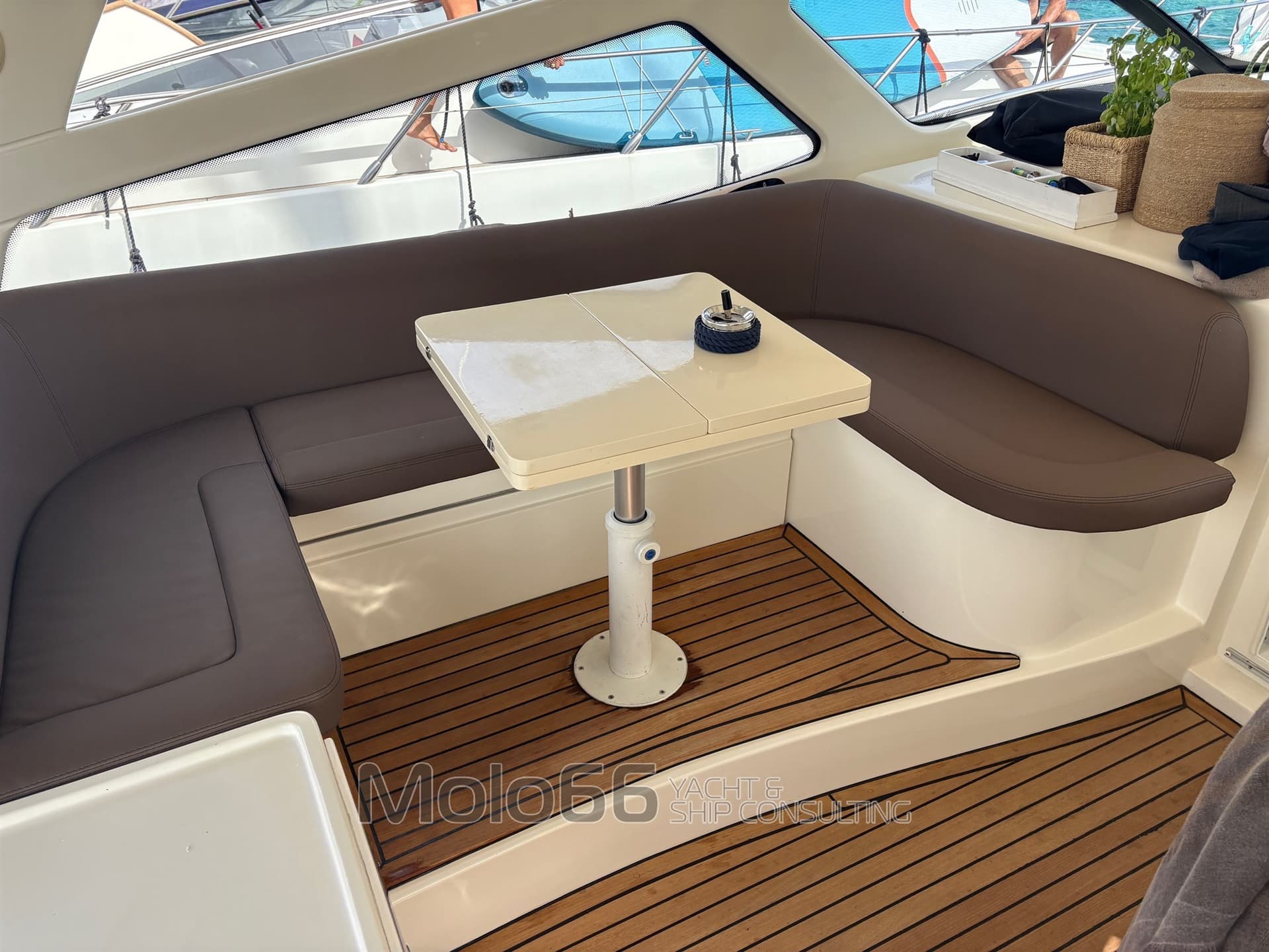 Baia Flash 48 usato - dettaglio 4