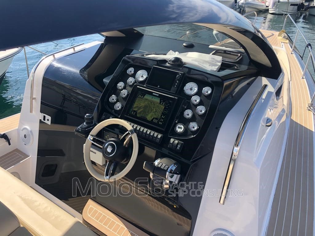 Noah Noah 36 - Deck View Noah Noah 36 - Deck View